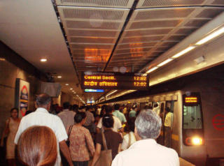 delhi metro train